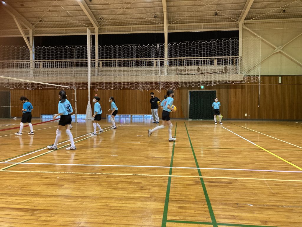 青梅市成木市民センターで練習試合！青梅市の小学生女子（ジュニアバレーボールクラブ青梅ミッキーズ