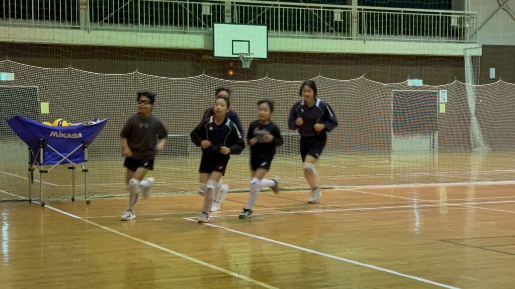 おっ！少なっっ！青梅市の小学生女子（ジュニア）バレーボールクラブ青梅ミッキーズ