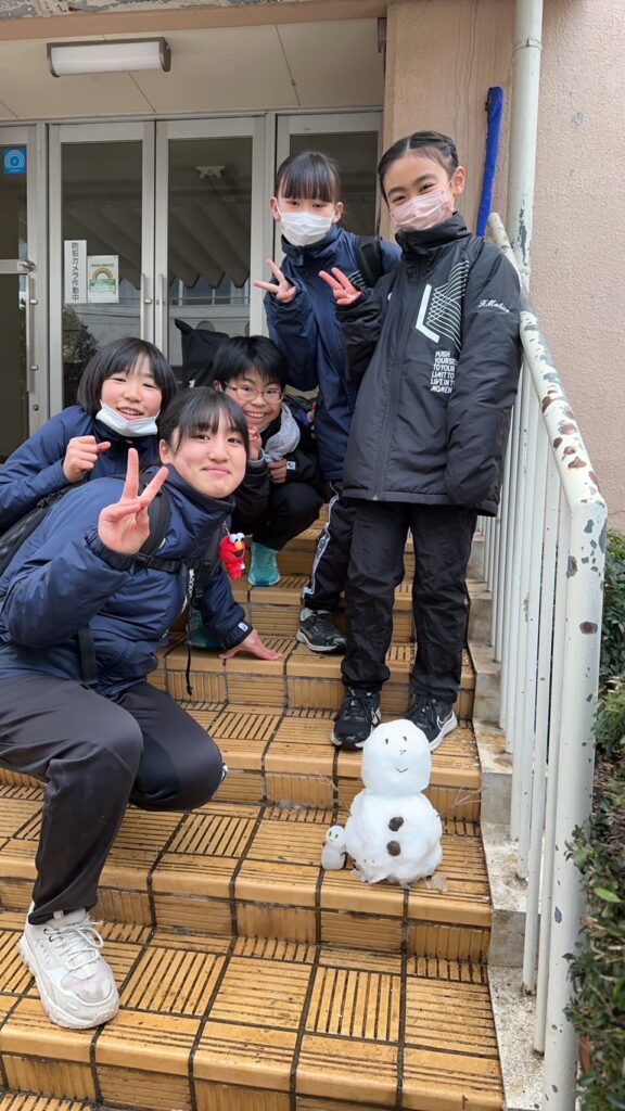 雪が降ったどーーー！青梅市の小学生女子（ジュニア）バレーボールクラブ青梅ミッキーズ