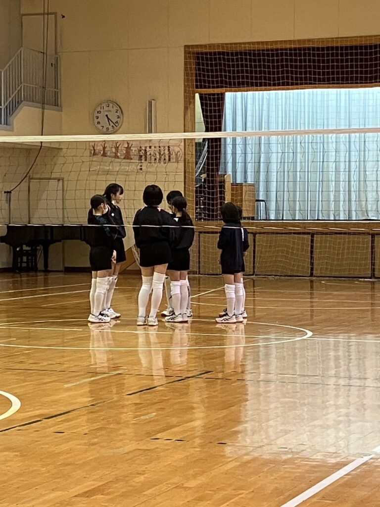 合宿前最後の練習です！青梅市の小学生女子（ジュニア）バレーボールクラブ青梅ミッキーズ