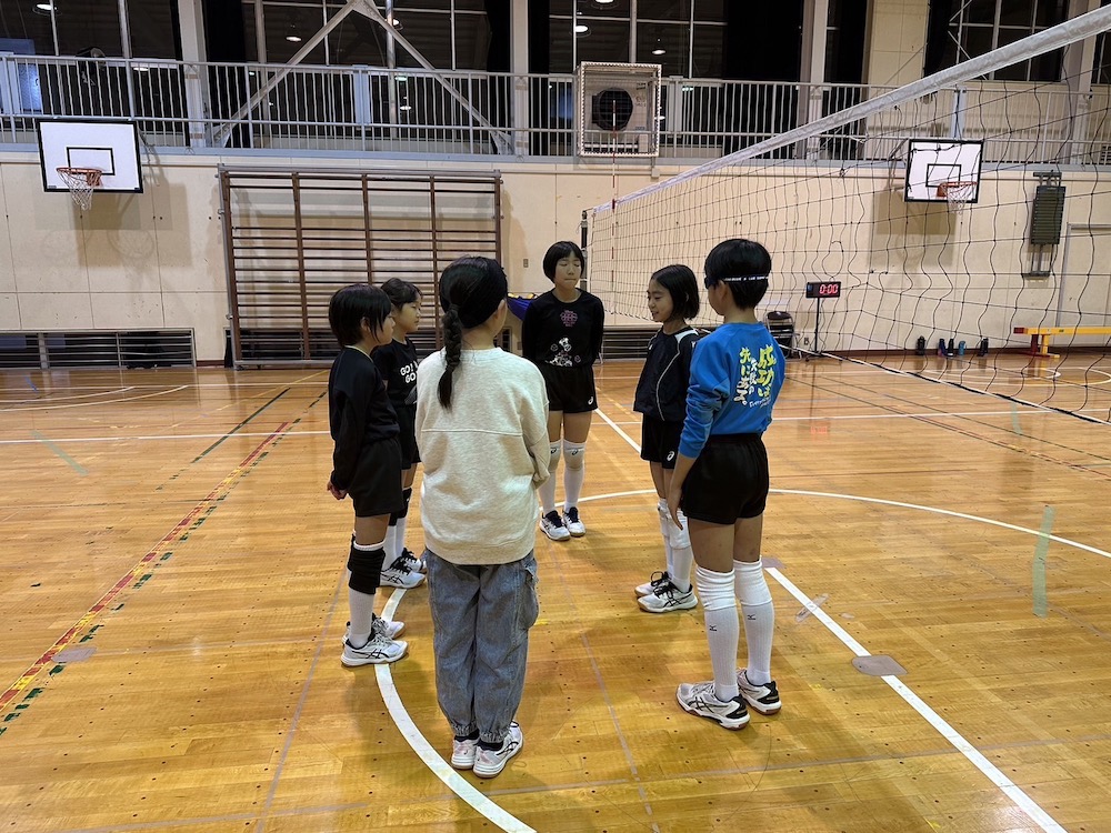 今日はさむ〜〜い１日でした。。。青梅市の小学生女子（ジュニア）バレーボールクラブ青梅ミッキーズ